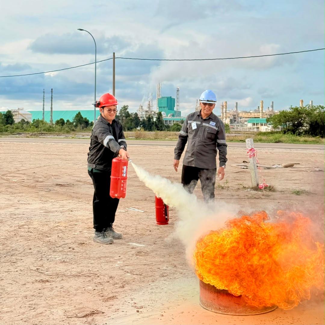 Fire response training in a live burn environment